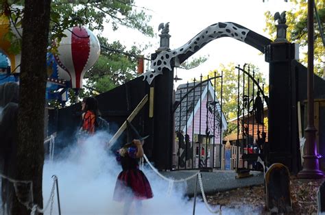A Haunted Haven: Magic Springs and Magic Screams is a Halloween Dream
